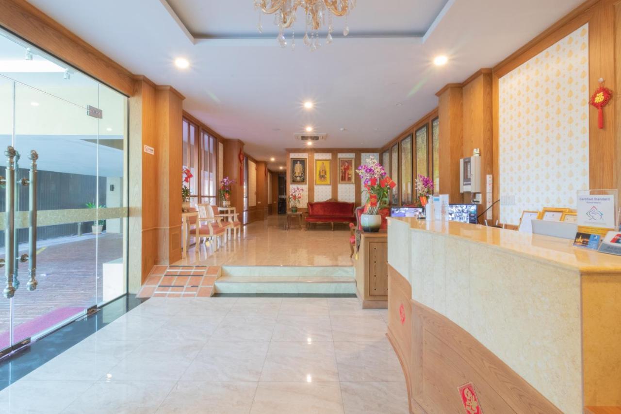 J&Y Hotel Latphrao 35 Bangkok Exterior foto